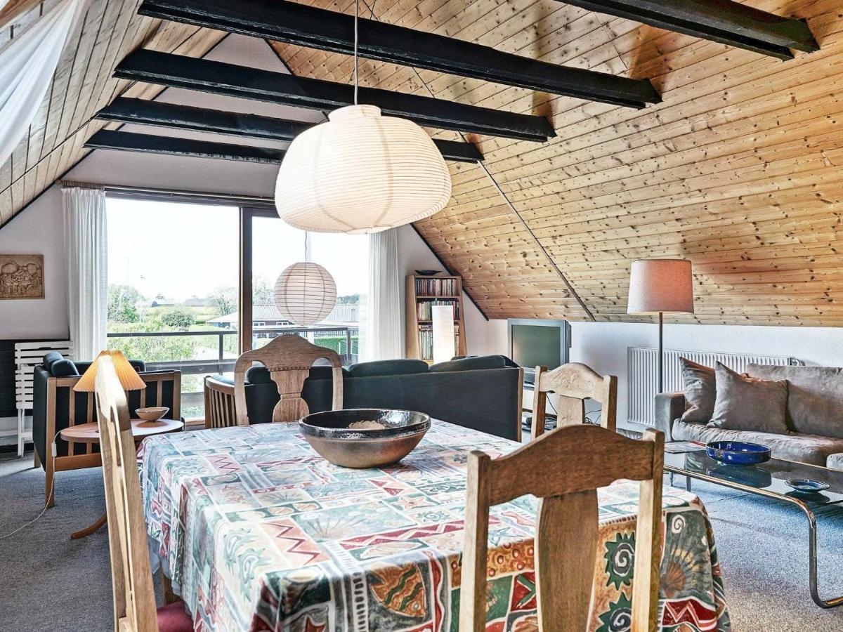 4 Person Holiday Home In Nex Balke Ngoại thất bức ảnh